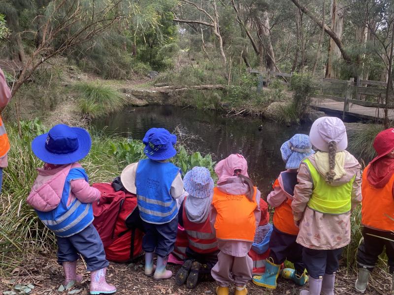 ELC children at Yarran Dheran top pond 