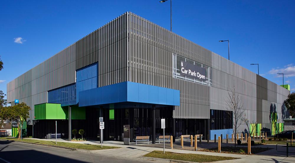 View from Harrow Street of the completed project development of the carpark, laneway and the re-landscaping of Pioneer Park