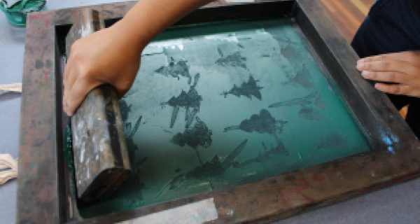 screen printing christmas trees