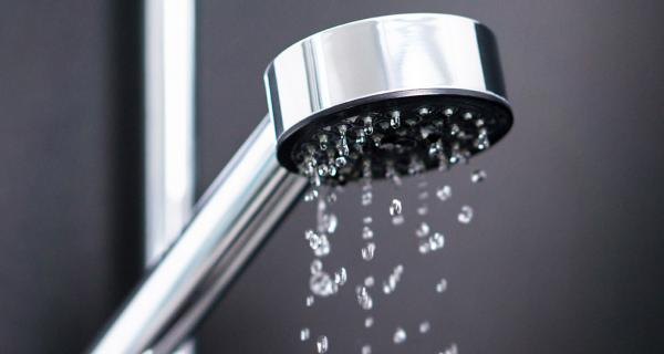 Picture of dripping showerhead