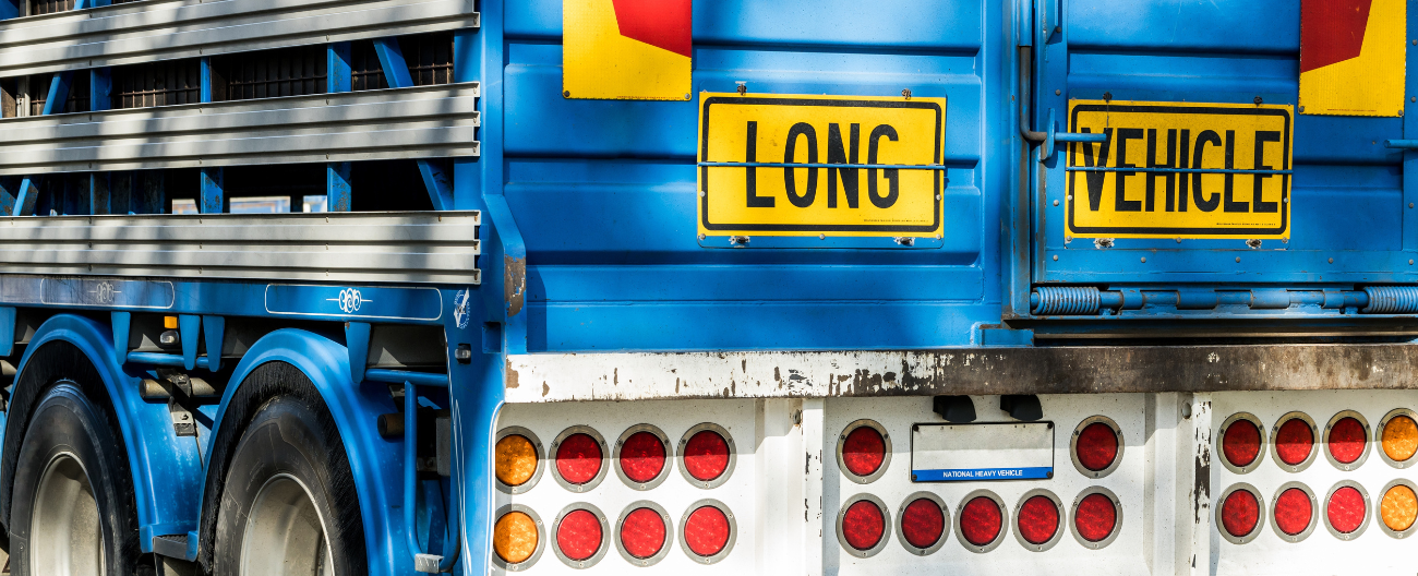 Long Vehicle Banner Picture